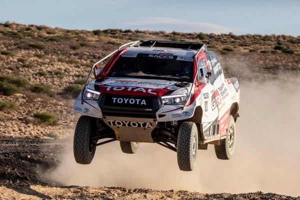 Toyota Hilux castigator Raliu Dakar 2019